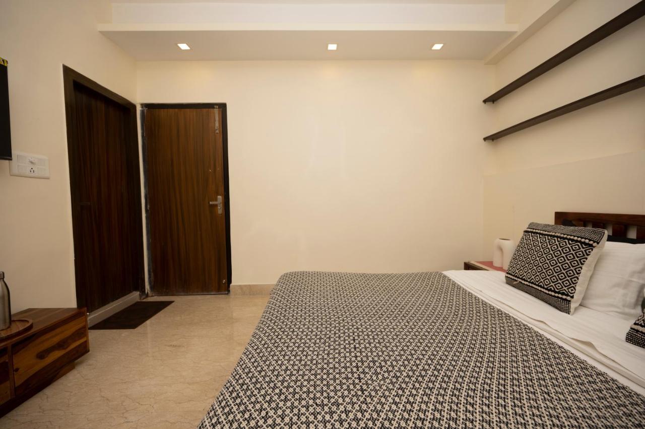 Lakeside Suites Калькутта Экстерьер фото
